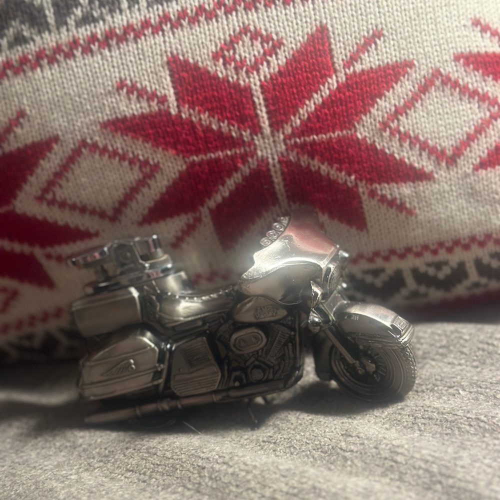 Harley-Davidson Silver and Red Motorcycle Model